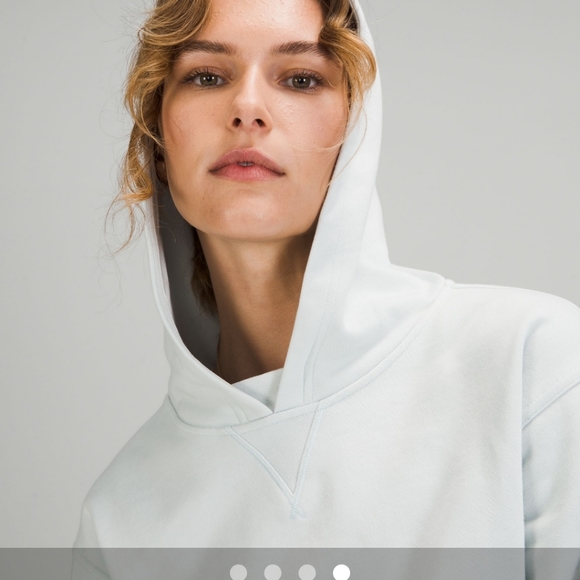 Lululemon all yours cropped hoodie size 6 color =ocean air - Picture 3 of 9